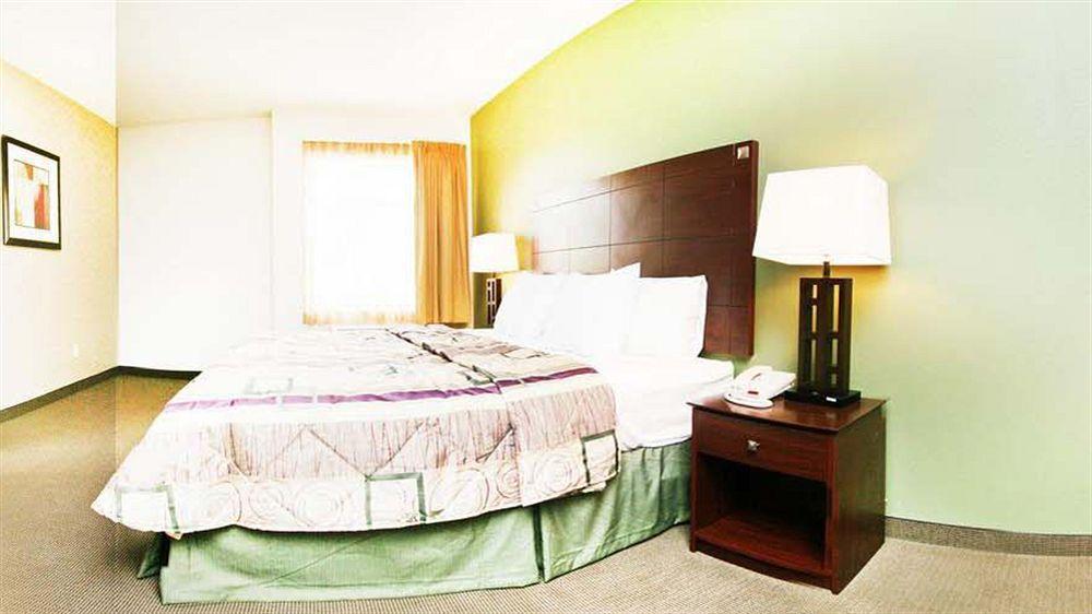 האמבל Sleep Inn & Suites Bush Intercontinental - Iah East מראה חיצוני תמונה